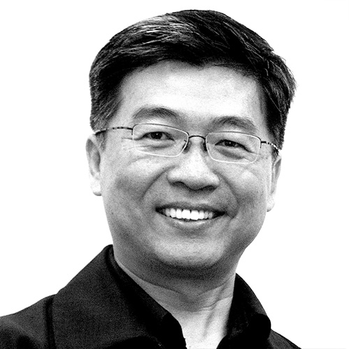 侯君昊照片